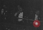 Standbild Publikum New York City USA, 1934, aus Sekunde 45 historischem Filmmaterial Videoclip 65675041681