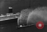 Standbild französischen liner Normandie New York City USA, 1934, aus Sekunde 47 historischem Filmmaterial Videoclip 65675041686