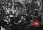 Immagine di Zellis Royal Box Nightclub dopo la prima guerra mondiale Parigi Francia, 1920, secondo 12 filmato di repertorio 65675041688
