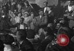 Immagine di Zellis Royal Box Nightclub dopo la prima guerra mondiale Parigi Francia, 1920, secondo 14 filmato di repertorio 65675041688