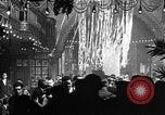 Immagine di Zellis Royal Box Nightclub dopo la prima guerra mondiale Parigi Francia, 1920, secondo 27 filmato di repertorio 65675041688