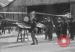 Image Charles Lindbergh Paris France, 1927, de la seconde 1 séquences d'archives historiques vidéo 65675041690