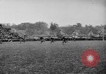 Standbild University of Michigan Football an der Fähre Feld Ann Arbor Michigan USA, 1917, aus Sekunde 4 historischem Filmmaterial Videoclip 65675041694