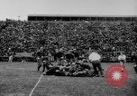 Standbild University of Michigan Football an der Fähre Feld Ann Arbor Michigan USA, 1917, aus Sekunde 19 historischem Filmmaterial Videoclip 65675041694