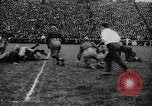 Standbild University of Michigan Football an der Fähre Feld Ann Arbor Michigan USA, 1917, aus Sekunde 31 historischem Filmmaterial Videoclip 65675041694