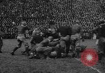 Standbild University of Michigan Football an der Fähre Feld Ann Arbor Michigan USA, 1917, aus Sekunde 54 historischem Filmmaterial Videoclip 65675041694