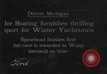 Standbild Ice Boat Race Detroit Michigan USA, 1917, aus Sekunde 1 historischem Filmmaterial Videoclip 65675041695