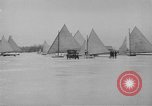 Standbild Ice Boat Race Detroit Michigan USA, 1917, aus Sekunde 11 historischem Filmmaterial Videoclip 65675041695