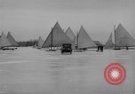 Standbild Ice Boat Race Detroit Michigan USA, 1917, aus Sekunde 13 historischem Filmmaterial Videoclip 65675041695
