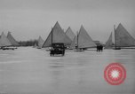 Standbild Ice Boat Race Detroit Michigan USA, 1917, aus Sekunde 17 historischem Filmmaterial Videoclip 65675041695