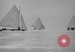 Standbild Ice Boat Race Detroit Michigan USA, 1917, aus Sekunde 35 historischem Filmmaterial Videoclip 65675041695