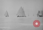 Standbild Ice Boat Race Detroit Michigan USA, 1917, aus Sekunde 47 historischem Filmmaterial Videoclip 65675041695