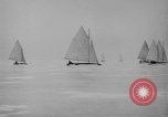 Standbild Ice Boat Race Detroit Michigan USA, 1917, aus Sekunde 48 historischem Filmmaterial Videoclip 65675041695