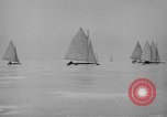 Standbild Ice Boat Race Detroit Michigan USA, 1917, aus Sekunde 49 historischem Filmmaterial Videoclip 65675041695