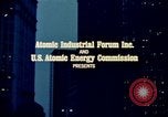 Standbild Vergleich der Wasserkraft und Kohle und Atomkraft Produktion United States USA, 1967, aus Sekunde 9 historischem Filmmaterial Videoclip 65675041723