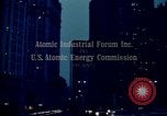 Standbild Vergleich der Wasserkraft und Kohle und Atomkraft Produktion United States USA, 1967, aus Sekunde 15 historischem Filmmaterial Videoclip 65675041723