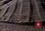 Standbild Vergleich der Wasserkraft und Kohle und Atomkraft Produktion United States USA, 1967, aus Sekunde 59 historischem Filmmaterial Videoclip 65675041723
