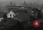 Standbild downtown Ansichten und Hochofen Betrieb Youngstown Ohio USA, 1944, aus Sekunde 36 historischem Filmmaterial Videoclip 65675041736