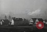Standbild downtown Ansichten und Hochofen Betrieb Youngstown Ohio USA, 1944, aus Sekunde 41 historischem Filmmaterial Videoclip 65675041736