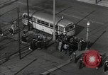 Standbild downtown Ansichten und Hochofen Betrieb Youngstown Ohio USA, 1944, aus Sekunde 48 historischem Filmmaterial Videoclip 65675041736