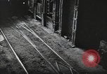 Standbild Stahlproduktion und Kinder in der High School Youngstown Ohio USA, 1944, aus Sekunde 9 historischem Filmmaterial Videoclip 65675041737