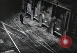 Standbild Stahlproduktion und Kinder in der High School Youngstown Ohio USA, 1944, aus Sekunde 13 historischem Filmmaterial Videoclip 65675041737