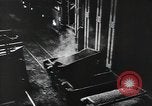 Standbild Stahlproduktion und Kinder in der High School Youngstown Ohio USA, 1944, aus Sekunde 36 historischem Filmmaterial Videoclip 65675041737