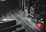 Standbild Stahlproduktion und Kinder in der High School Youngstown Ohio USA, 1944, aus Sekunde 44 historischem Filmmaterial Videoclip 65675041737