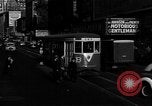 Standbild voll Fifth Avenue New York New York City USA, 1946, aus Sekunde 4 historischem Filmmaterial Videoclip 65675041739
