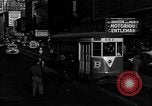 Standbild voll Fifth Avenue New York New York City USA, 1946, aus Sekunde 6 historischem Filmmaterial Videoclip 65675041739