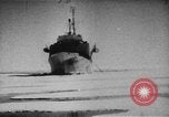 Standbild United States Coast Guard Cutter auf Patrouille aus Grönland Grönland, 1944, aus Sekunde 19 historischem Filmmaterial Videoclip 65675041743