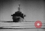 Standbild United States Coast Guard Cutter auf Patrouille aus Grönland Grönland, 1944, aus Sekunde 20 historischem Filmmaterial Videoclip 65675041743