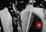 Standbild United States Coast Guard Transporte führen amphibischen Kräfte Guadalcanal Salomonen, 1942, aus Sekunde 5 historischem Filmmaterial Videoclip 65675041744