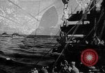 Standbild United States Coast Guard Transporte führen amphibischen Kräfte Guadalcanal Salomonen, 1942, aus Sekunde 13 historischem Filmmaterial Videoclip 65675041744