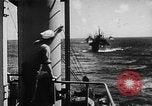 Standbild United States Coast Guard Transporte führen amphibischen Kräfte Guadalcanal Salomonen, 1942, aus Sekunde 24 historischem Filmmaterial Videoclip 65675041744