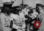 Standbild United States Coast Guard Transporte führen amphibischen Kräfte Guadalcanal Salomonen, 1942, aus Sekunde 41 historischem Filmmaterial Videoclip 65675041744