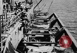 Standbild United States Coast Guard Transporte führen amphibischen Kräfte Guadalcanal Salomonen, 1942, aus Sekunde 48 historischem Filmmaterial Videoclip 65675041744