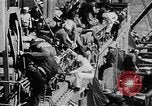 Standbild United States Coast Guard Transporte führen amphibischen Kräfte Guadalcanal Salomonen, 1942, aus Sekunde 53 historischem Filmmaterial Videoclip 65675041744