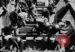 Standbild United States Coast Guard Transporte führen amphibischen Kräfte Guadalcanal Salomonen, 1942, aus Sekunde 54 historischem Filmmaterial Videoclip 65675041744