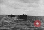 Immagine di Della Guardia Costiera degli Stati Uniti Tarawa Isole Gilbert, 1943, secondo 18 filmato di repertorio 65675041746