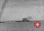 Immagine di Della Guardia Costiera degli Stati Uniti Tarawa Isole Gilbert, 1943, secondo 21 filmato di repertorio 65675041746