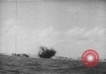 Immagine di Della Guardia Costiera degli Stati Uniti Tarawa Isole Gilbert, 1943, secondo 33 filmato di repertorio 65675041746