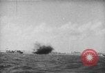 Immagine di Della Guardia Costiera degli Stati Uniti Tarawa Isole Gilbert, 1943, secondo 34 filmato di repertorio 65675041746
