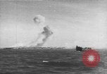 Immagine di Della Guardia Costiera degli Stati Uniti Tarawa Isole Gilbert, 1943, secondo 42 filmato di repertorio 65675041746