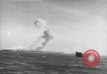 Immagine di Della Guardia Costiera degli Stati Uniti Tarawa Isole Gilbert, 1943, secondo 43 filmato di repertorio 65675041746