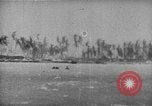 Immagine di Della Guardia Costiera degli Stati Uniti Tarawa Isole Gilbert, 1943, secondo 46 filmato di repertorio 65675041746