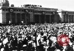 Immagine di Adolf Hitler annuncia il Anschluss Vienna Austria, 1938, secondo 29 filmato di repertorio 65675041760