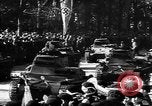 Image Adolf Hitler examens défilé militaire Vienne Autriche, 1938, de la seconde 52 séquences d'archives historiques vidéo 65675041761