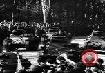 Image Adolf Hitler examens défilé militaire Vienne Autriche, 1938, de la seconde 55 séquences d'archives historiques vidéo 65675041761