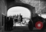 Immagine di Cavalleria tedesca entrando in Passau Austria Austria, 1938, secondo 9 filmato di repertorio 65675041764